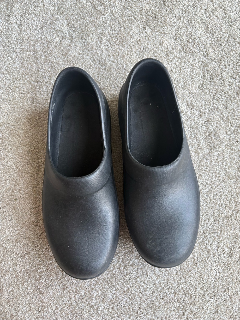 Black Slip-On croc clogs